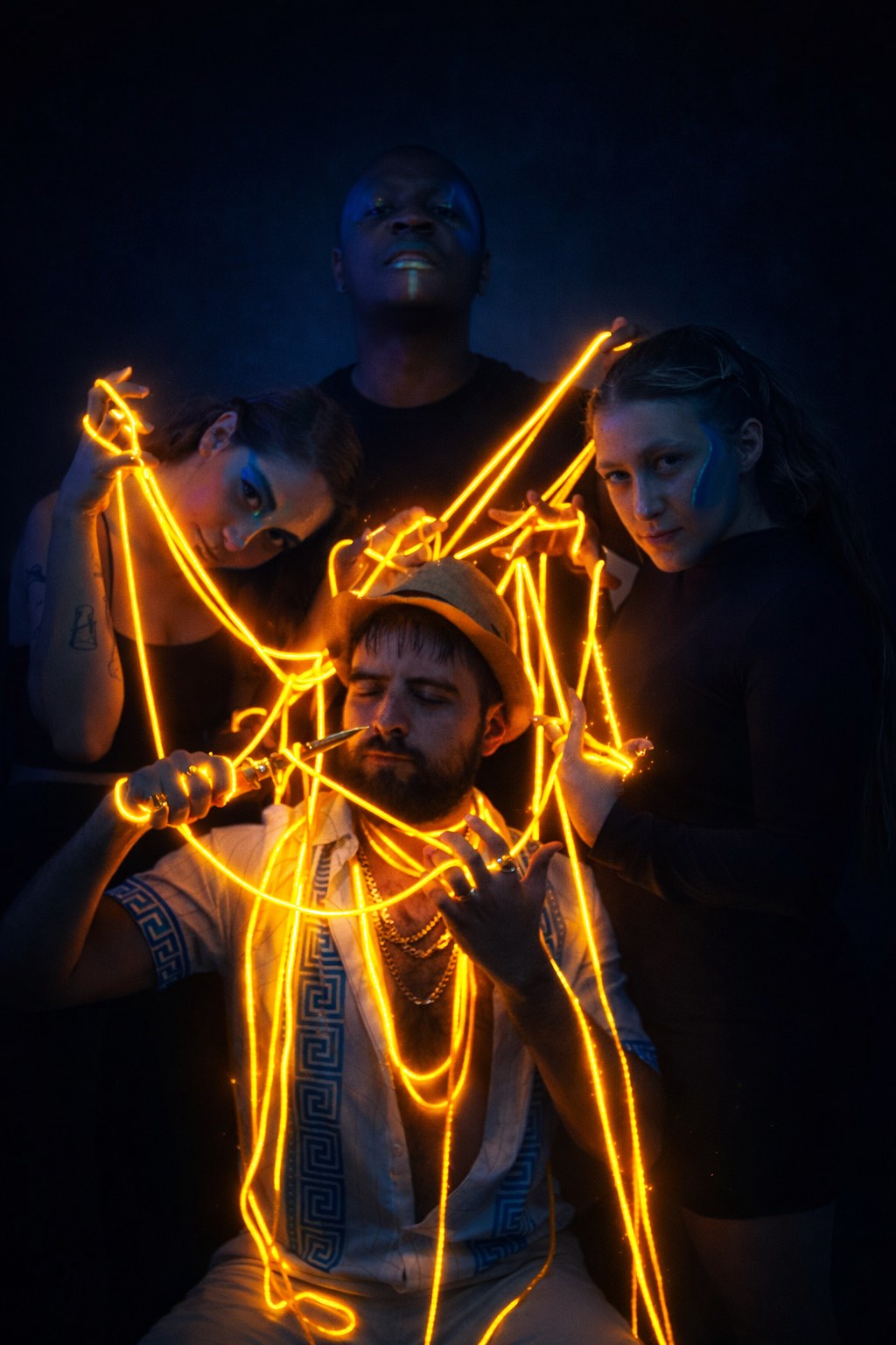 Dan Sinclair, Thito, Eliza Soares e Rafaela Brasil em Édipau Édipedra